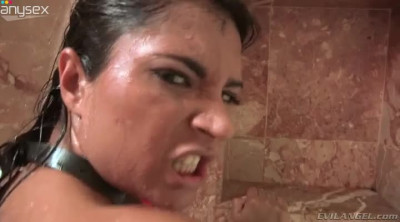 Hot looking Latina temptress has a good stamina and she fucks like a pro