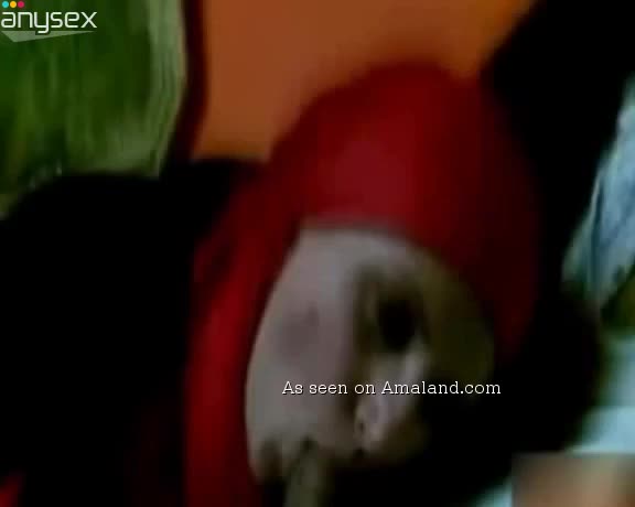 Kinky chick in red hijab knows how to give a proper BJ Free Porn Videos | ePornAny.