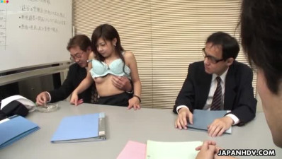 Kinky CEO presents tight pussy of Shino Nakamura at the official meeting