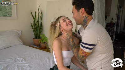 Tattooed boyfriend Small Hands fucks pretty blondie Mackenzie Moss