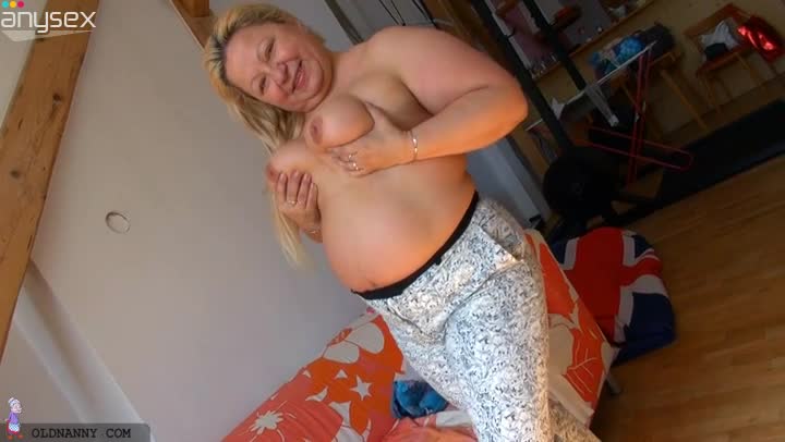 Weird ugly chubby old bitch poses as if she's super model and flashes boobs Free Porn Videos | ePornAny.