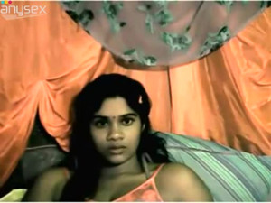 Indian ugly plump bitch goes solo and fingers her meaty cunt on webcam