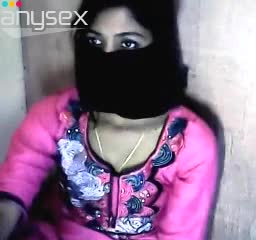 Hiding her face kinky Indian nympho in red bra fingers her ugly pussy Free Porn Videos | ePornAny.