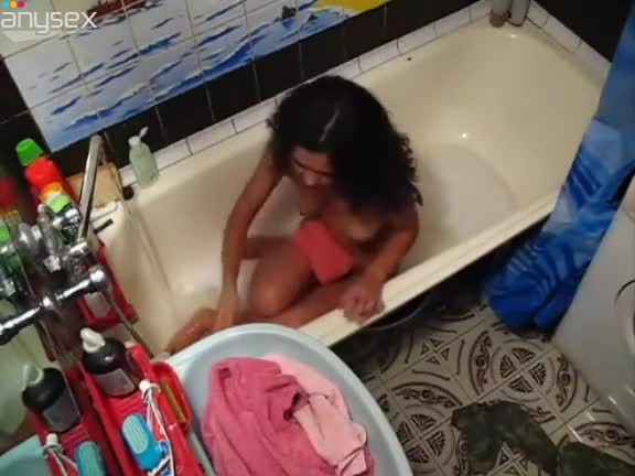 Tanned amateur girlfriend taking bath spy cam video Free Porn Videos | ePornAny.