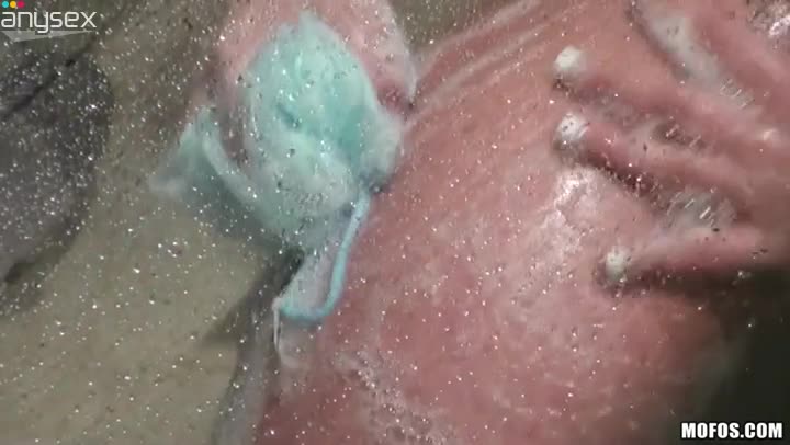 Kinky sexy brunette takes shower and then gives a solid blowjob on cam Free Porn Videos | ePornAny.