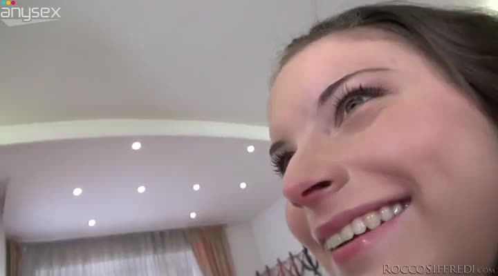 Pretty faced teen gives deepthroat blowjob on a pov camera Free Porn Videos | ePornAny.