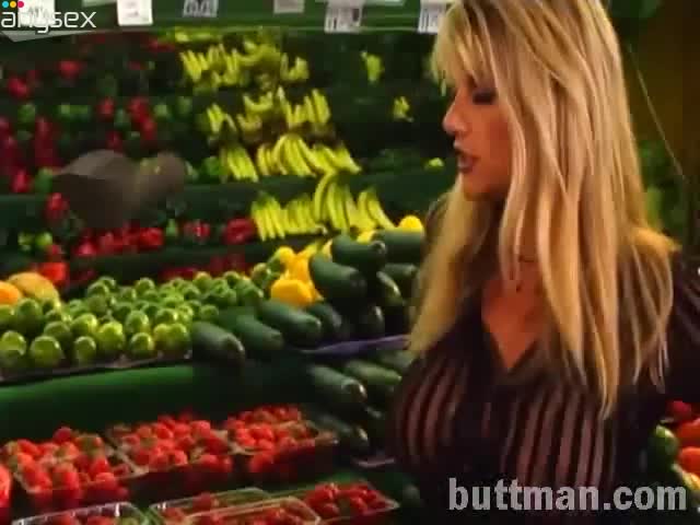 Blond haired kinky bombshell deep throats hard cock of seller at the market Free Porn Videos | ePornAny.