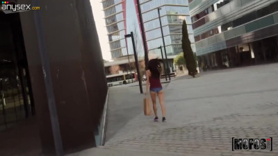 Jordi El Nino Polla picks up sexy girl and fucks her pussy in public for money