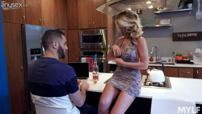 Stepson takes a shot from stepmom's boobies and fucks her cunt in the kitchen