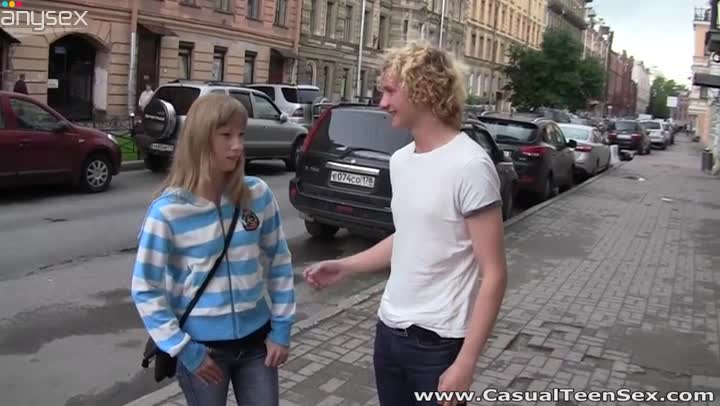 Young blonde gives good deeptroat blowjob to one strange dude Free Porn Videos | ePornAny.