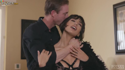 Short haired brunette Janice Griffith is fucked and jizzed by hot blooded lover