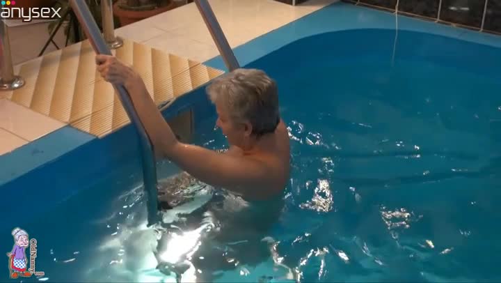 Old nanny felt too horny while swimming alone in the pool Free Porn Videos | ePornAny.