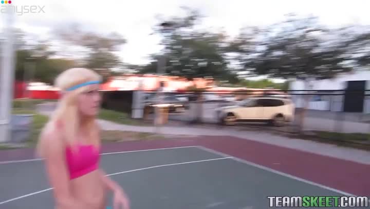 Great slim blonde babe loves to play in a basketball Free Porn Videos | ePornAny.