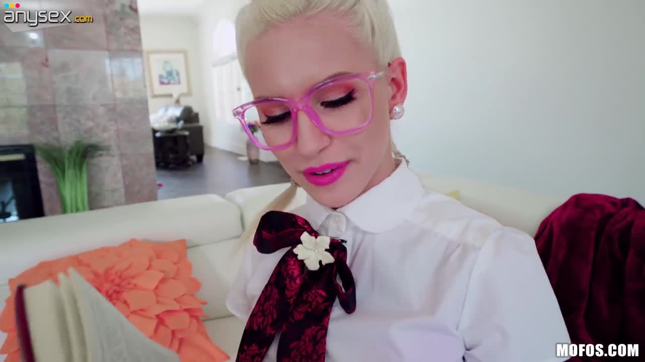 So cute college girl in pink glasses Kiara Cole is fucked by hot blooded fellow Free Porn Videos | ePornAny.