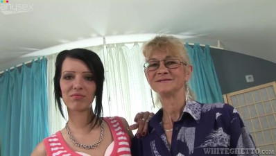 Spoiled granny licks her lesbian friend's pussy with great enthusiasm