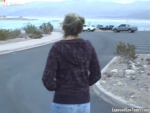 Amateur slutty hitchhiker Summer David provides a dude with a blowjob