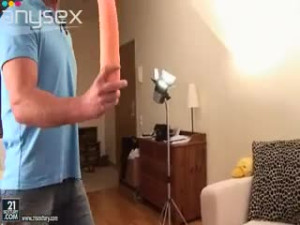 Hussy jade is getting her pussy fucked with big dildo