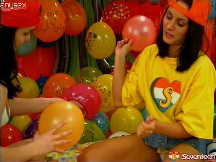 Lustful cute brunette teens switch from sucking a lollipop to giving a blowjob Free Porn Videos | ePornAny.