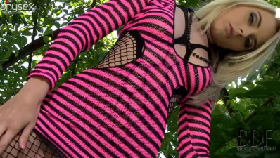 Jaw-dropping blonde temptress in fishnet body suit flaunts her pink holes