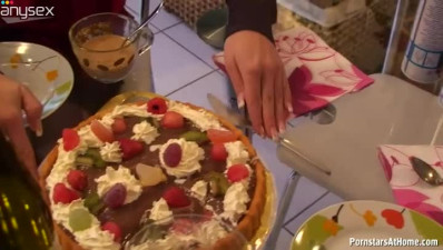 Two bored housewives turn cake party into wicked cake fight