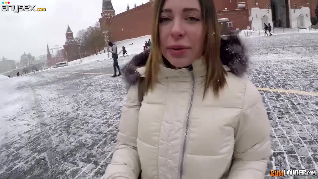 Hot Spanish guy Marco Banderas picks up Russian girl on the Red Square Free Porn Videos | ePornAny.