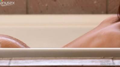 Naughty redhead lassie Natalie Heart takes bubble bath and masturbates