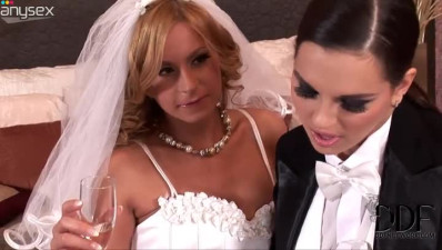 Extremely hot wedding night with two sultry lesbians