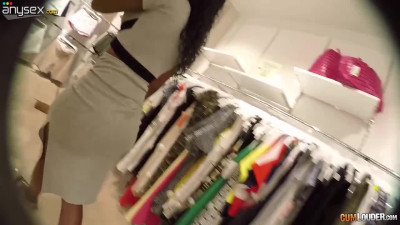 Crazy quickie with ebony babe Noe Milk in the fitting room