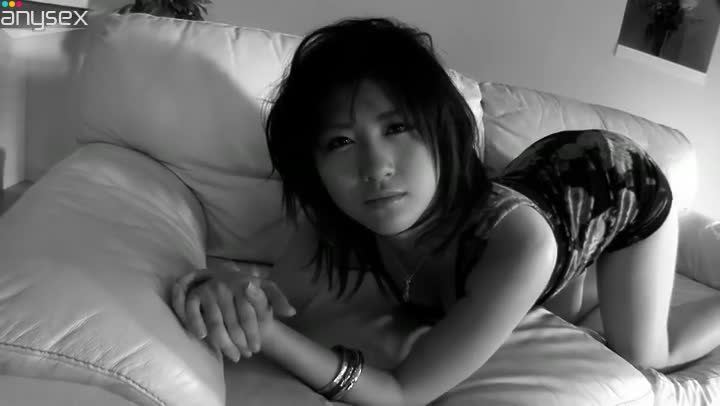 Appetizing bitch Kyouka Mizusawa spreads her legs wide to expose her pusssy Free Porn Videos | ePornAny.