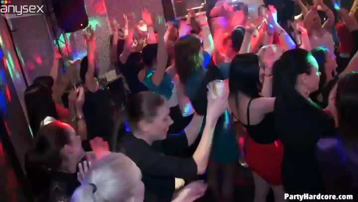 Dancing clubbers with sweet tits strip for showing their smooth asses Free Porn Videos | ePornAny.