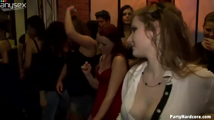 Curvy filthy sluts give blowjob to strip dancers in group sex video Free Porn Videos | ePornAny.