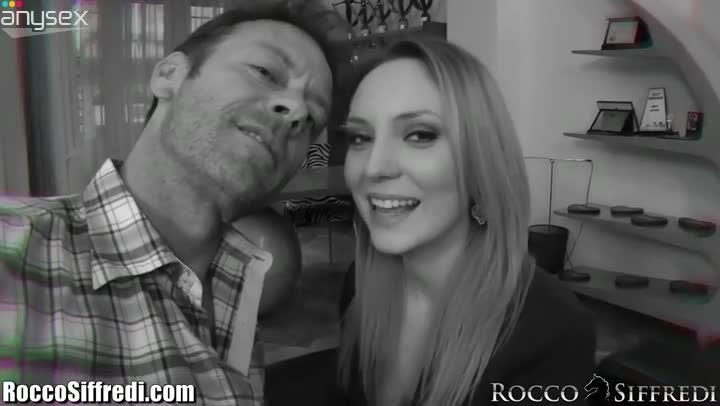 Rocco Siffredi gets laid with charming blonde hussy Free Porn Videos | ePornAny.