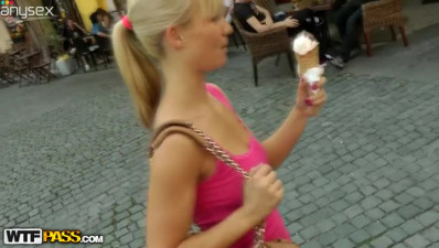 Slim hot blondie walks along the streets to seduce a man for sex