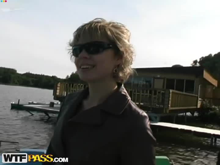 Drunk blond mature slut gonna please a cock on the boat Free Porn Videos | ePornAny.