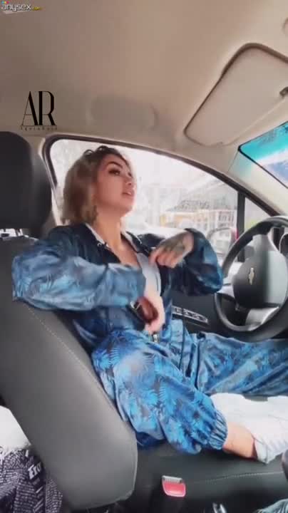 Public pussy fingering in a car while people walking around Free Porn Videos | ePornAny.