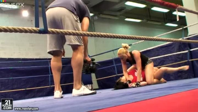 Incredibly furious chicks Kathia Nobili and Angell Summers are fighting on a ring