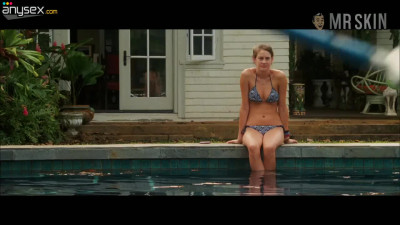 Shailene Woodley naked scenes compilation