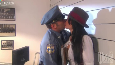 Gangster girl Alektra Blue sucks police dick in the police station