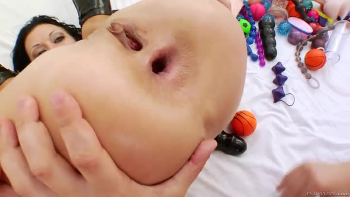 Hungry  petite ass eats all stuff around Free Porn Videos | ePornAny.