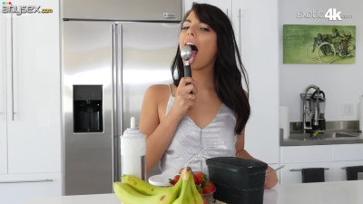 Sweet tooth Gina Valentina enjoys eating strawberries with a big hard cock