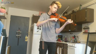 Slim Nerdy Cutie Pleases Her BF With BJ And Fuck While He's Playing the Violin