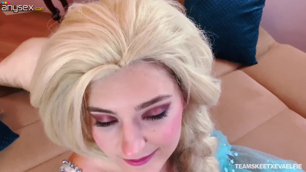 Elsa Frozen gives a good blowjob to her boyfriend and gets her pussy nailed Free Porn Videos | ePornAny.