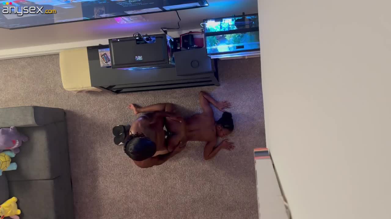 Black couple enjoys eah other's company having sex in their apartment Free Porn Videos | ePornAny.