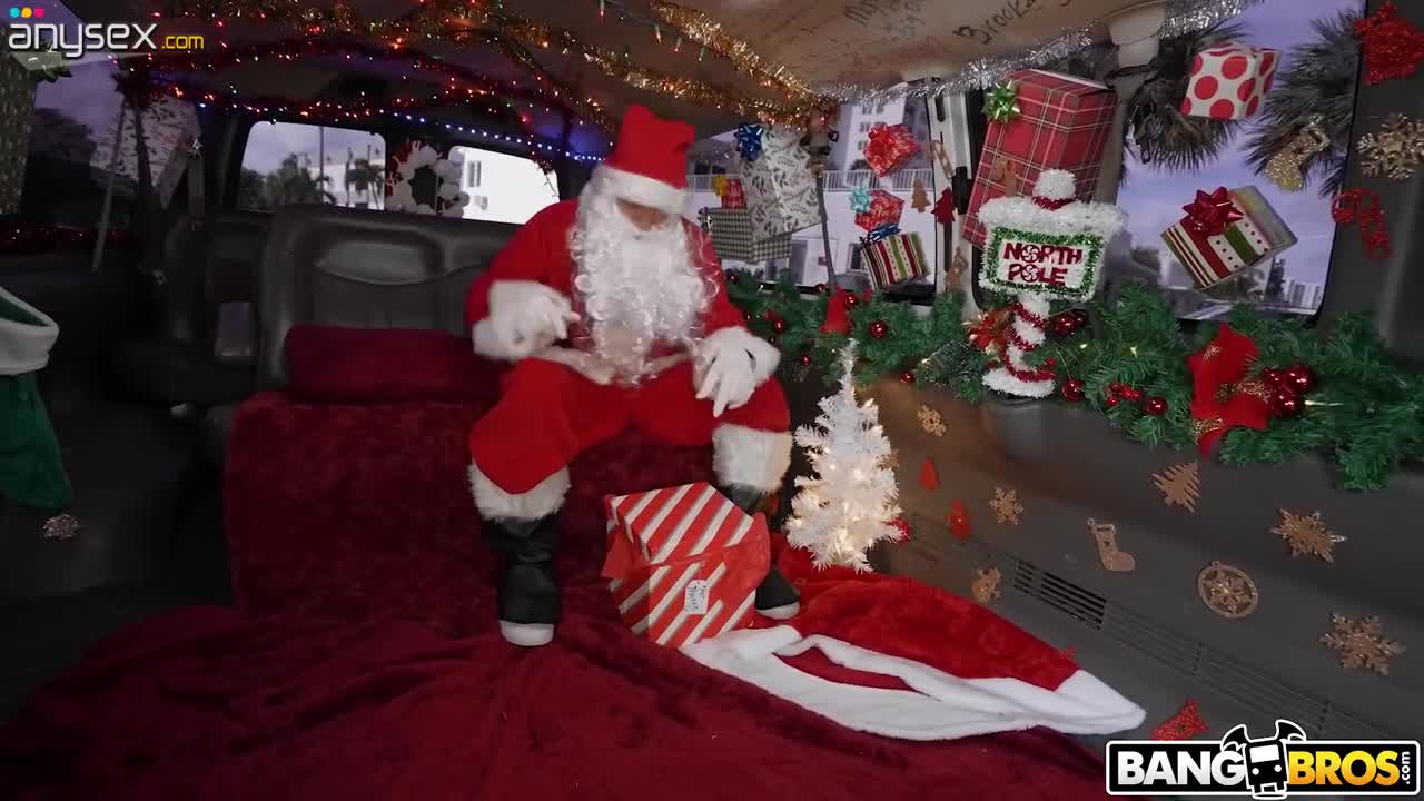 Santa Claus catches blonde sluts in his Pussy Wagon Free Porn Videos | ePornAny.