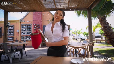 Juggy waitress Keira Croft gives a blowjob and gets fucked for money