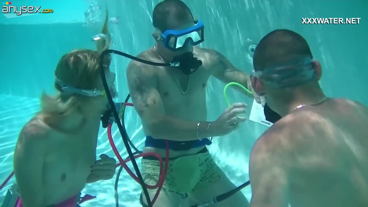 Diving instructor enjoys fucking nasty chick Samantha Cruz under the water Free Porn Videos | ePornAny.