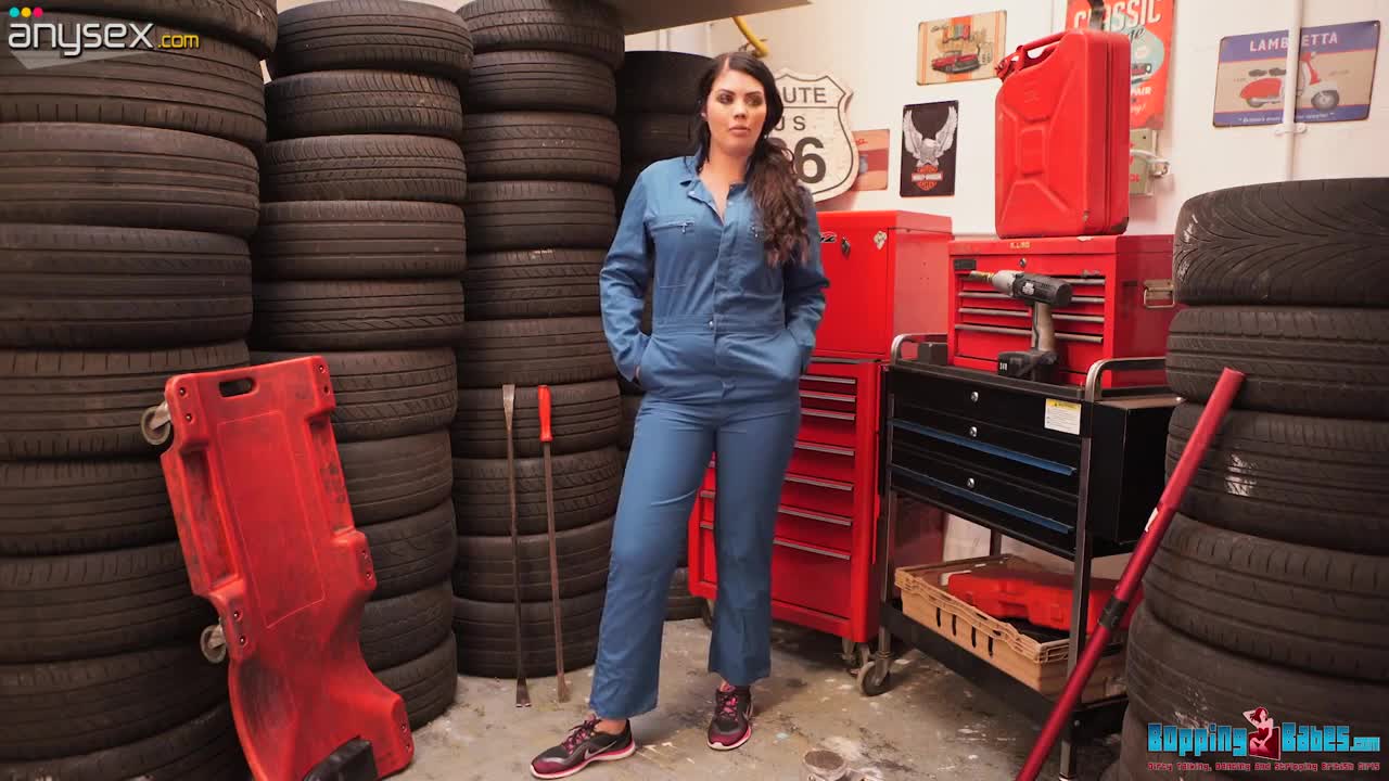 Lustful chick with juicy boobs and ass Kylie K gets naked in the tire shop Free Porn Videos | ePornAny.