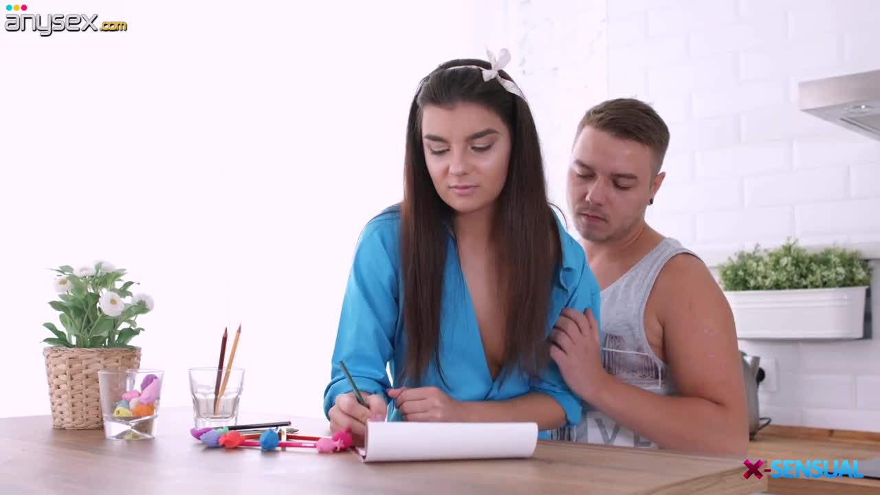 Dude can't concentrate on studying because of lovely college mate Bell Knock Free Porn Videos | ePornAny.