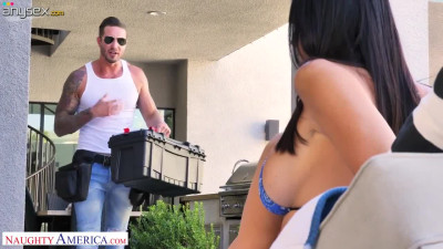 Handsome repairman fucks bodacious milf in bikini Reagan Foxx by the poolside