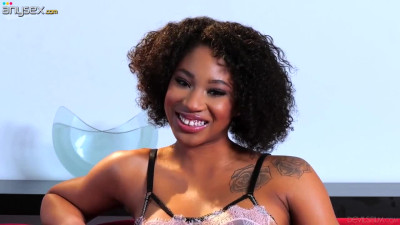 Hot black porn actress Lala Ivey gives interview before shooting